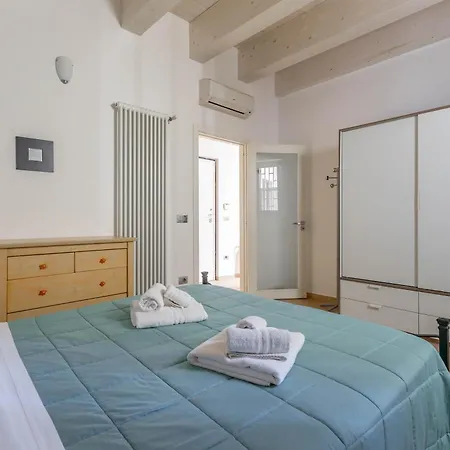 Apartament La Casa Di Holly - Affitti Brevi Italia *
